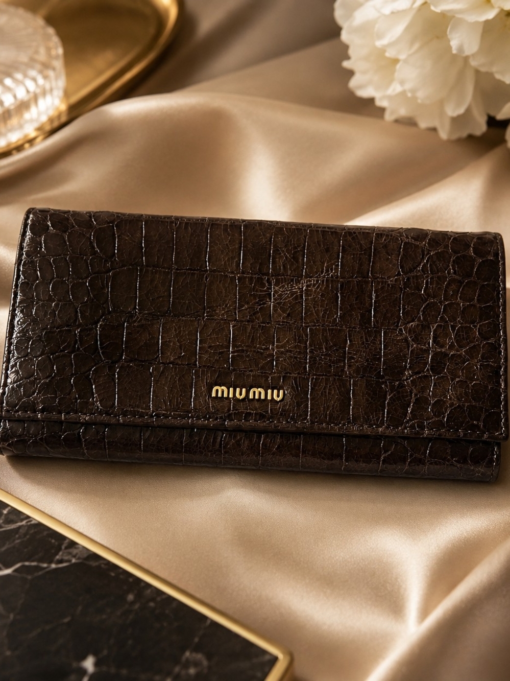 Authentic Miu Miu St. Cocco Lux Croc-Embossed Leather Continental Flap Wallet